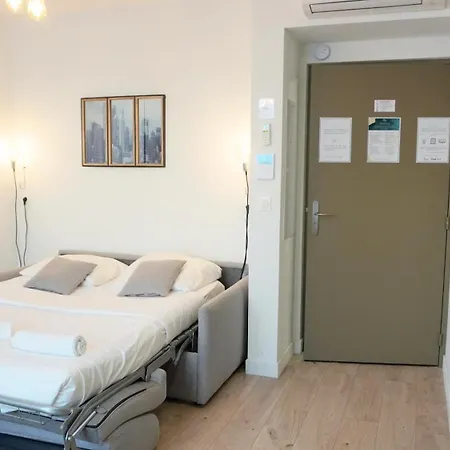 Proche Carlton & Croisette, 303